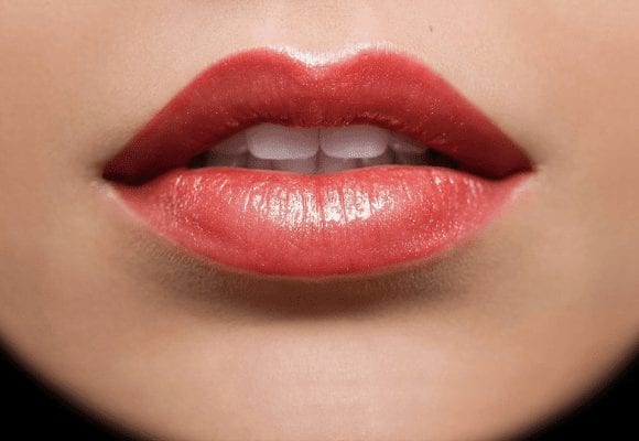 Coral Lipstick: Top 10 Shades To Rock This New Year!