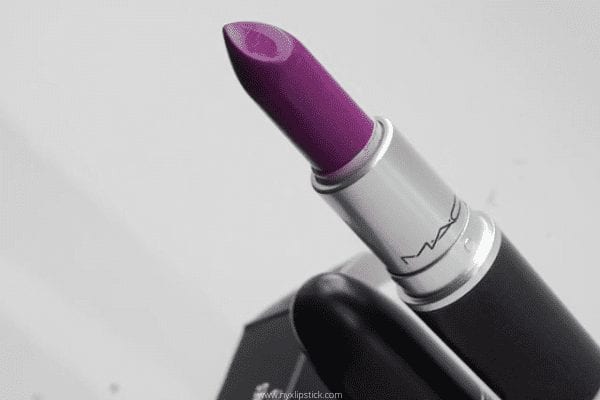 purple lipstick heroine
